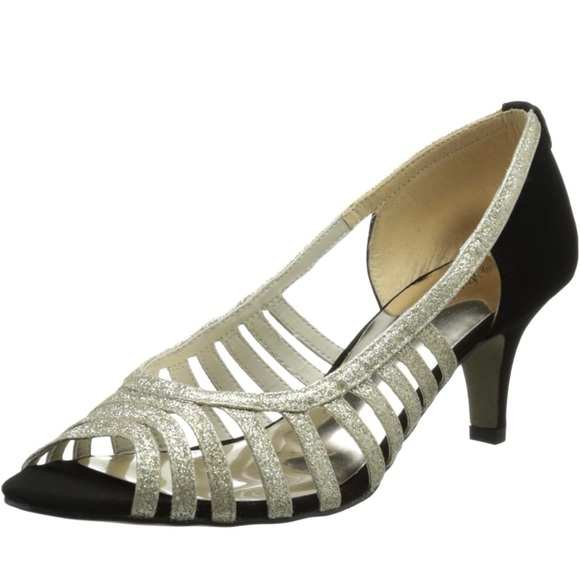 Easy Street Women s Sparkle Sandal size 9M - Picture 5 of 5